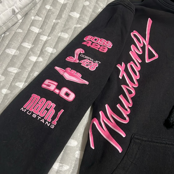 ford mustang jacket! - Picture 2 of 5